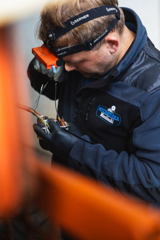Diagnostyka i naprawa hydrauliki siłowej maszyn budowlanych